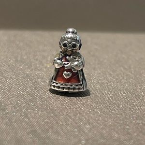 Pandora Mrs. Claus